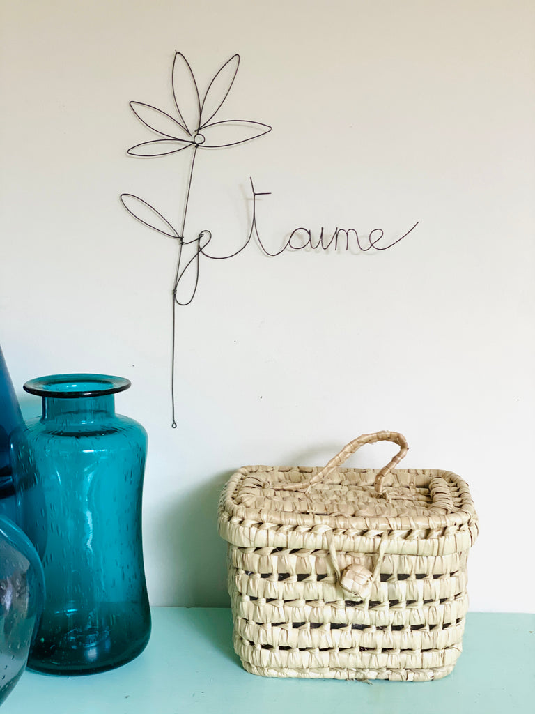 'Je t'aime' Wire Art